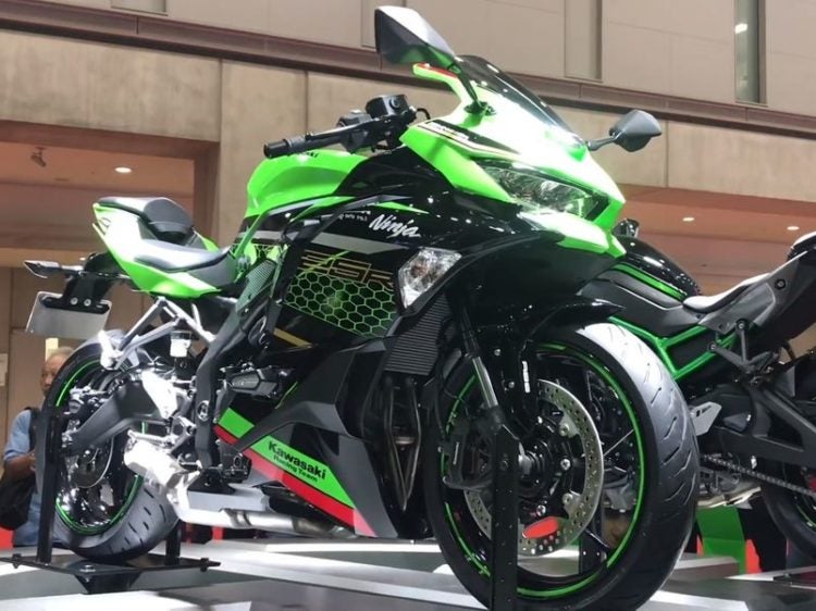 Kawasaki Unveils The Zx 25r In Tokyo Adventure Rider