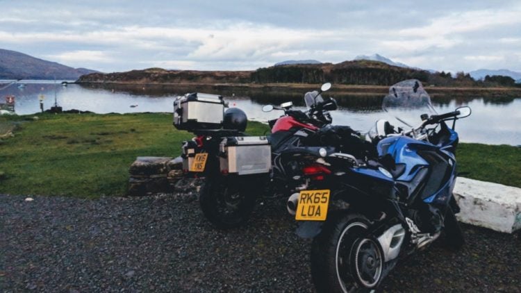 Take a look at the registration plate on the Triumph (KW16 YNS), then take a look at the registration plate on the red Triumph in this story, which I commissioned for RideApart last year. I guess that explains the origin of the red dirt.