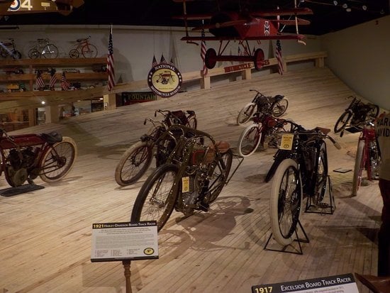 Board Track Racers